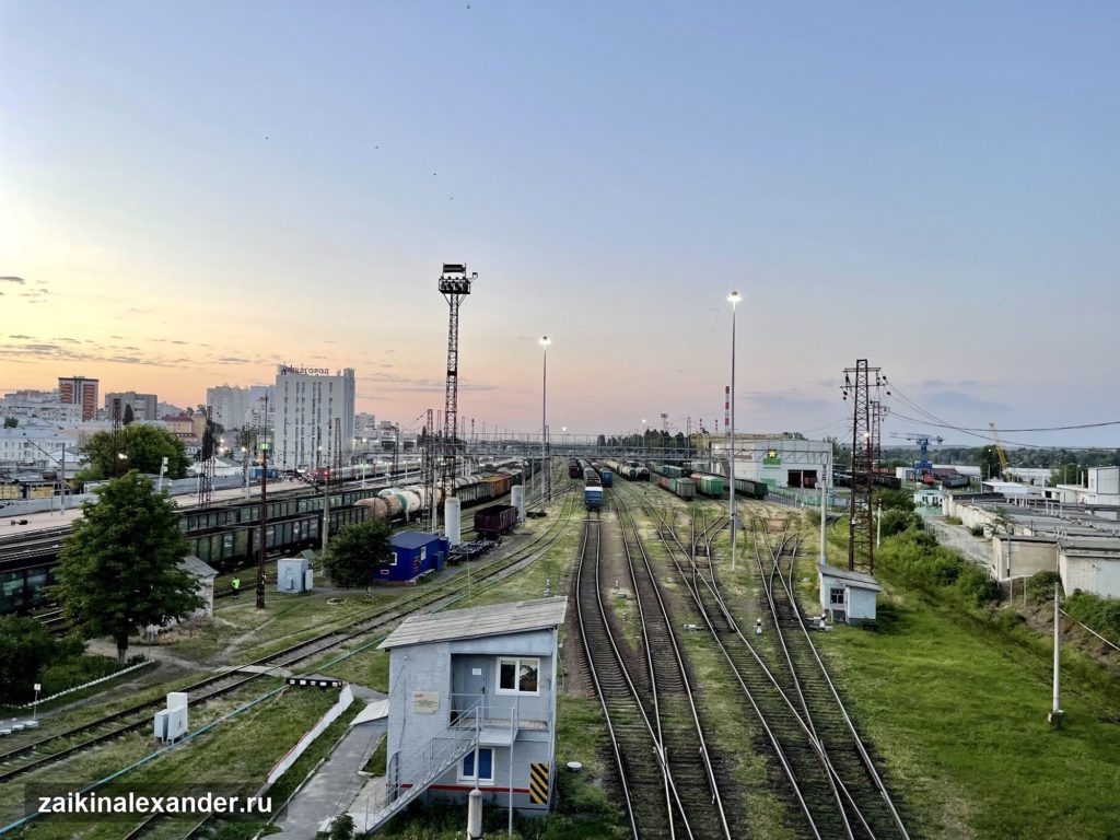 Музыка, железная дорога и городские пейзажи — кадр 7