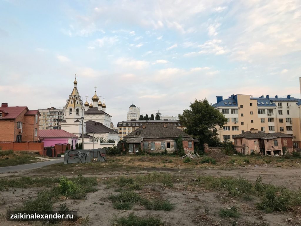 В центре города гуляя — кадр 7