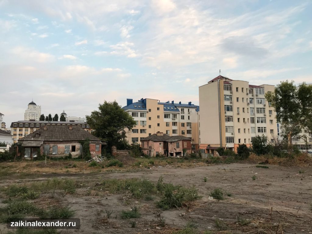 В центре города гуляя — кадр 8