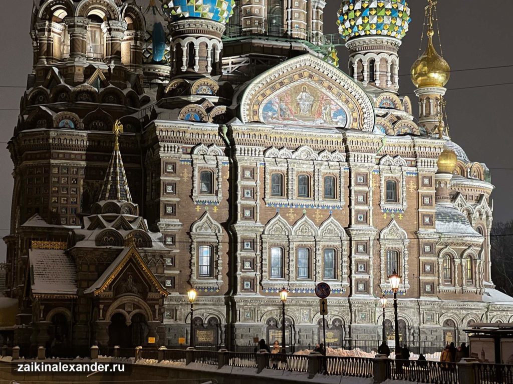 Храм Спаса на Крови в Санкт-Петербурге — кадр 2