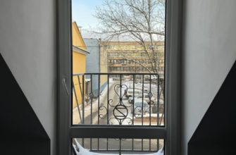 Вид из номера отеля Zoom в Петербурге