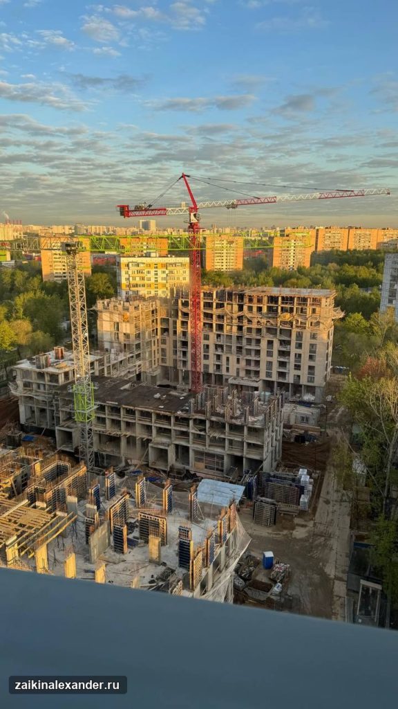 Вид на Москву из окна