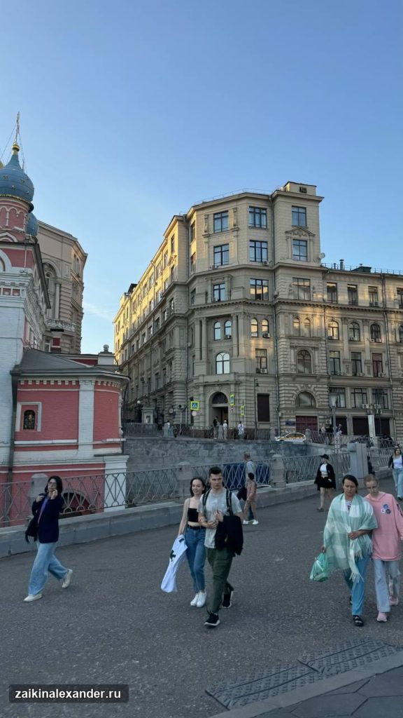 Москва — «Взгляд на бегу», кадр 26