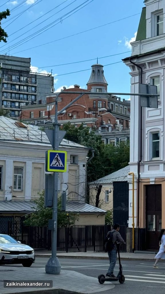Летняя прогулка по Москве — кадр 8