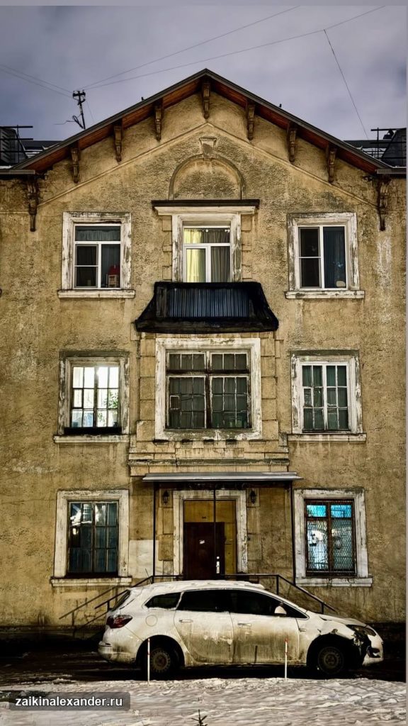 Зима вернулась в Петербург — кадр 2