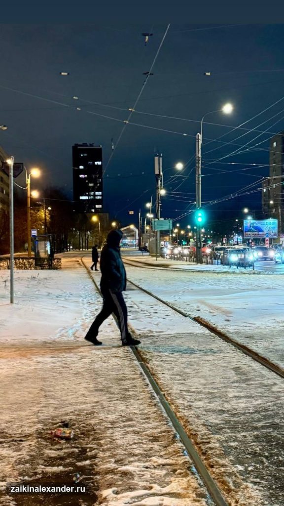 Зима вернулась в Петербург — кадр 38
