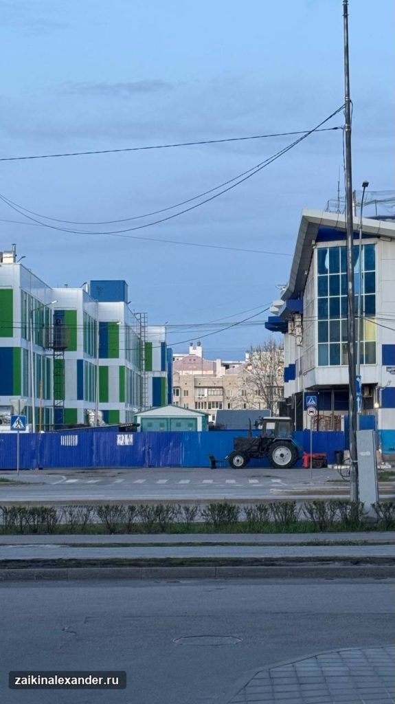 Белгород — гараж-ракушка, плацкарт и вечерняя прогулка — кадр 4