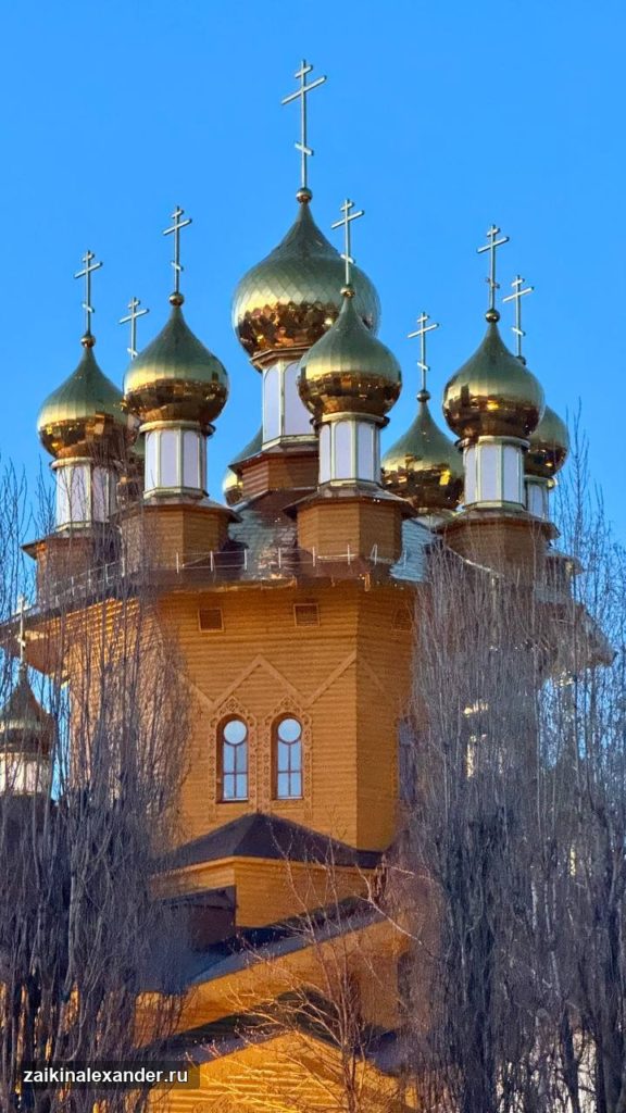Белгород — гараж-ракушка, плацкарт и вечерняя прогулка — кадр 12
