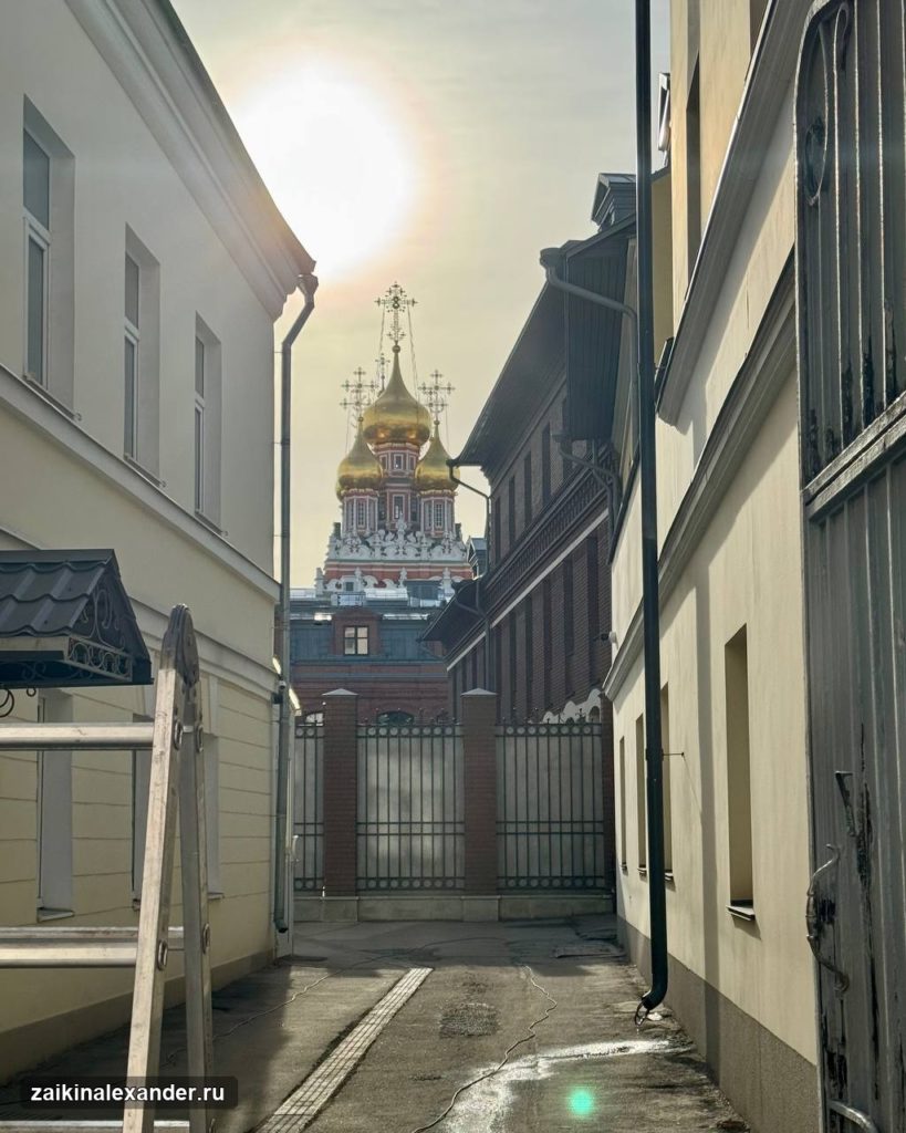 Тёплая воскресная Москва — тридцать тысяч шагов — кадр 1