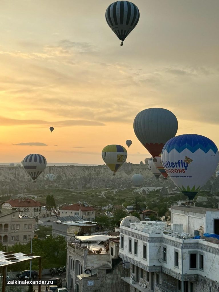 Каппадокия — пещерные города и необычный ландшафт — кадр 10
