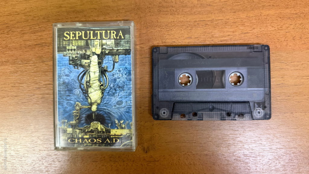 Sepultura — Chaos A.D. — кассета сторона A и обложка